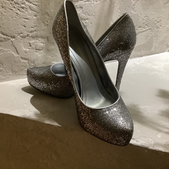 BCBGeneration Stiletto Heels, Size 71/2/37.5, Silver-smoke color - Picture 2 of 4